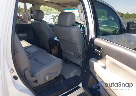 2008 Toyota Sequoia Sr5 5.7L V8 z USA, uszkodzony, nr VIN 5TDBY64A78S007589